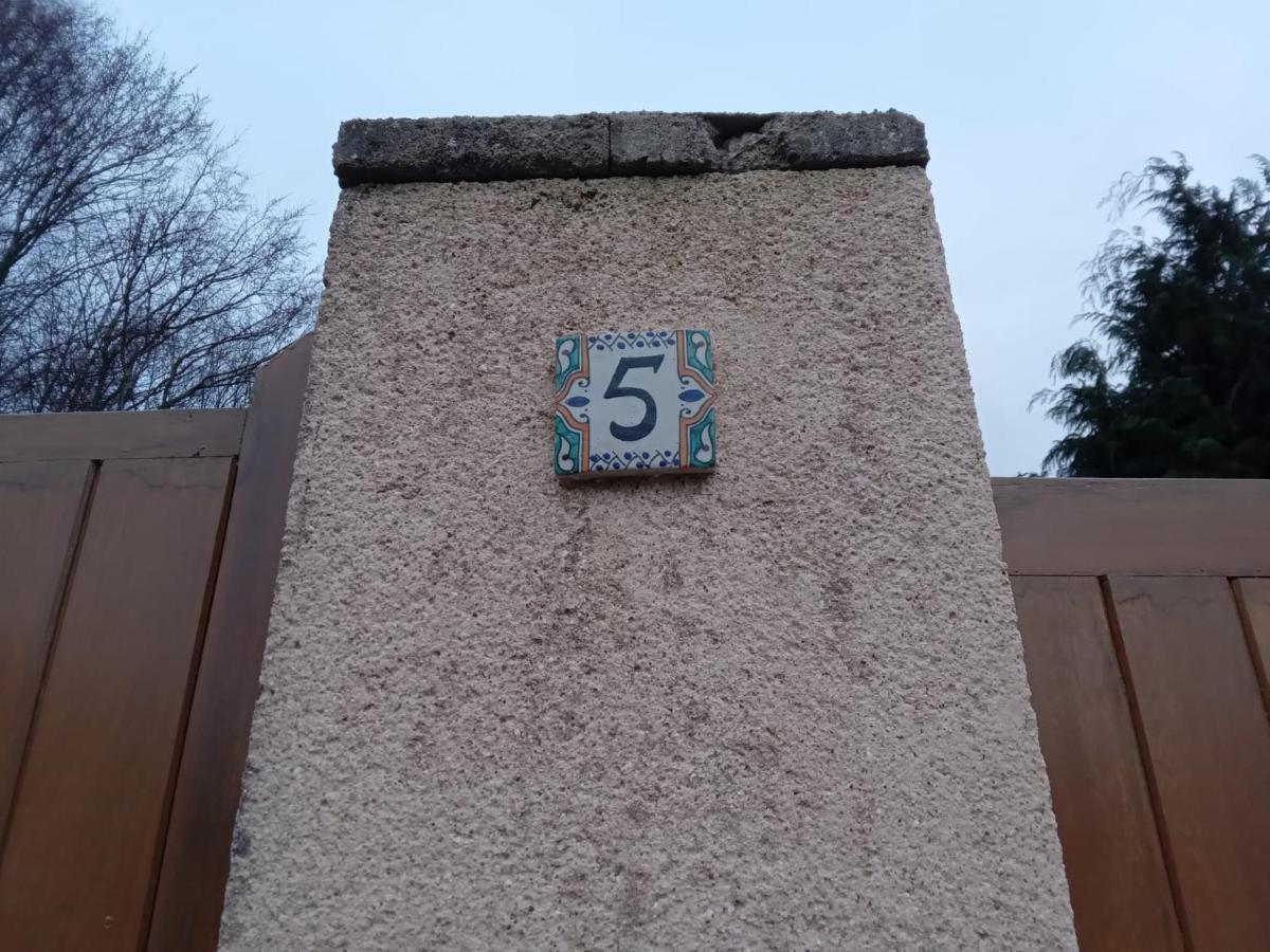 Maison De Ville Байо Екстер'єр фото